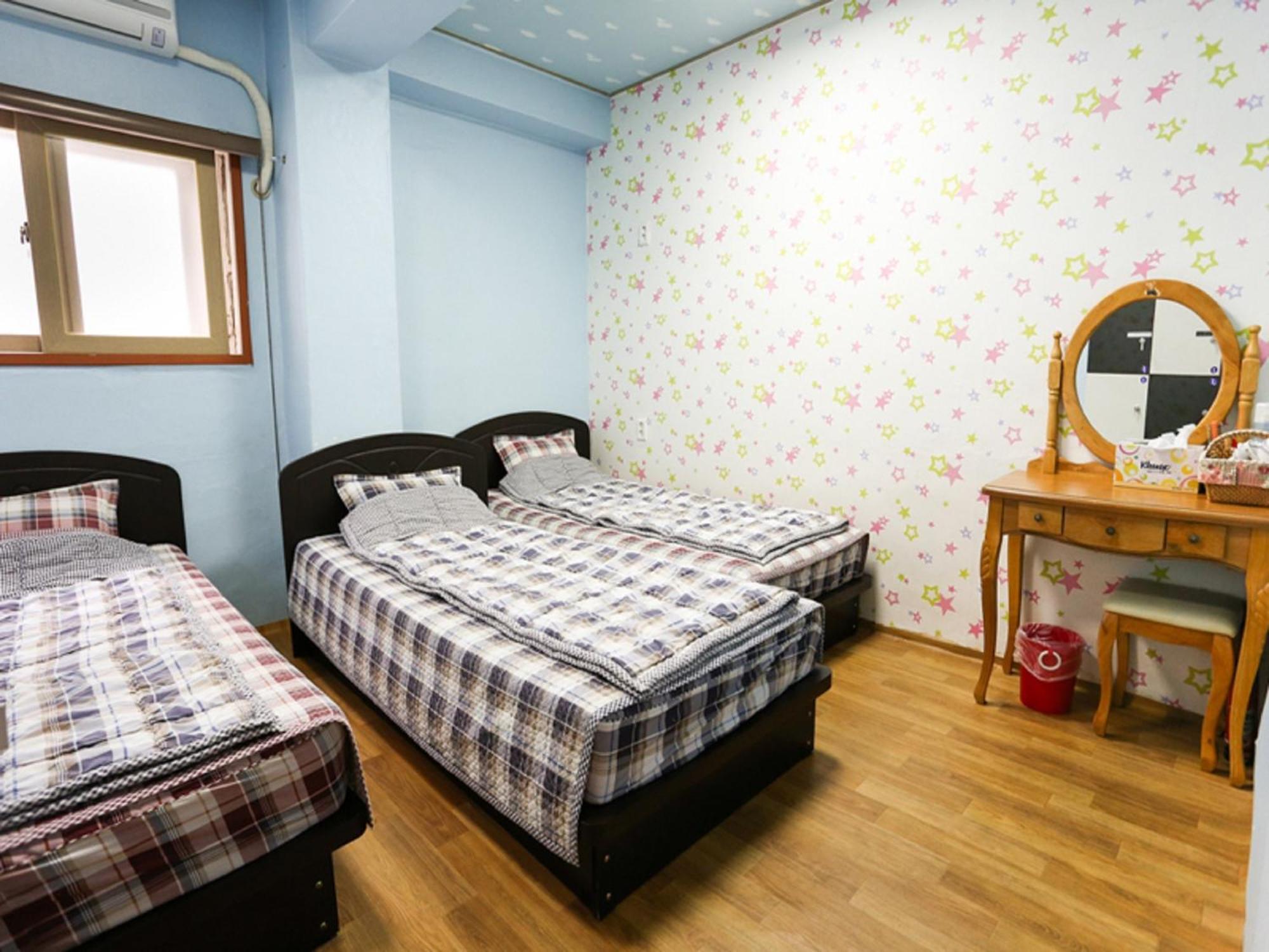 Funstay Inn Guesthouse Pusan Pokoj fotografie